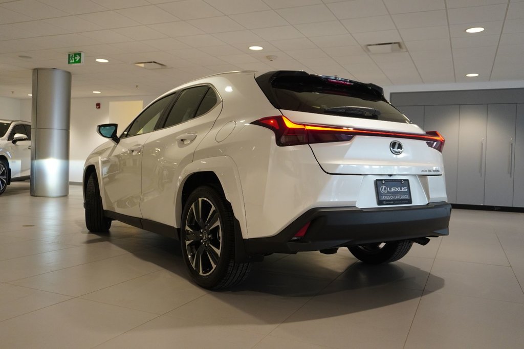 2025 Lexus UX 300h PREMIUM|BLINDSPOT|MOONROOF|H/STEERING in Ajax, Ontario at Lakeridge Auto Gallery - 16 - w1024h768px