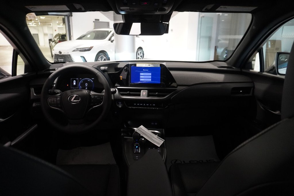 2025 Lexus UX 300h PREMIUM|BLINDSPOT|MOONROOF|H/STEERING in Ajax, Ontario at Lakeridge Auto Gallery - 3 - w1024h768px