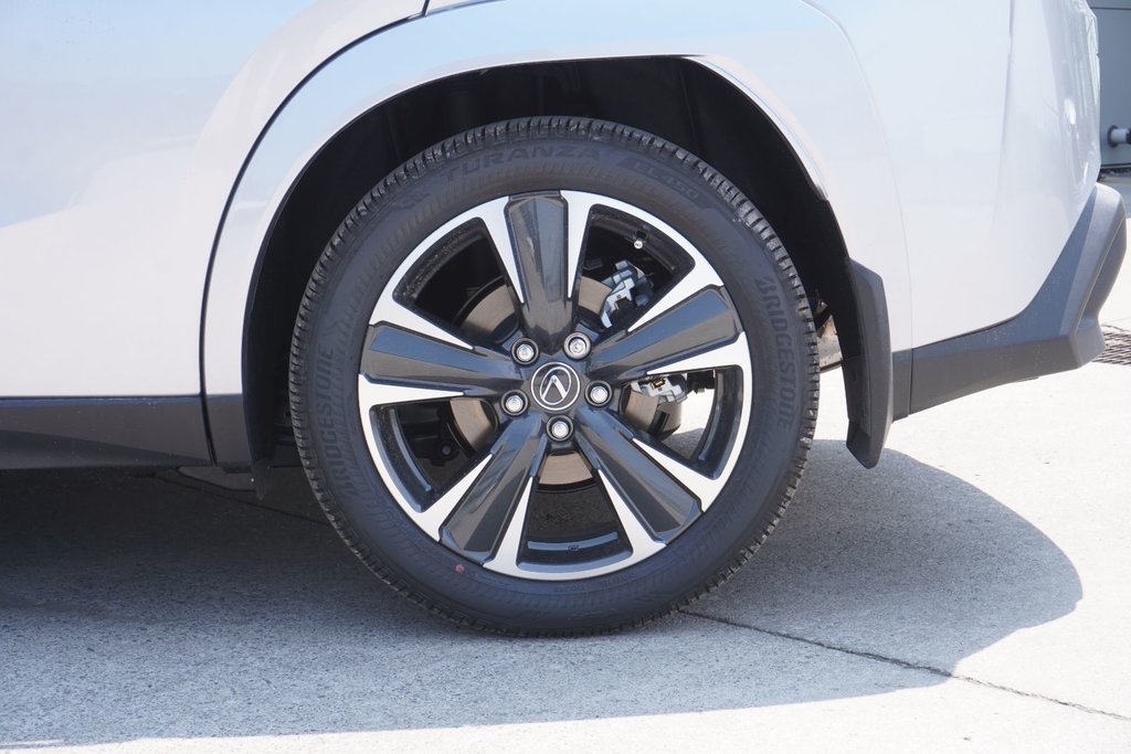 2025 Lexus UX 300h PREMIUM in Ajax, Ontario at Lexus of Lakeridge - 18 - w1024h768px