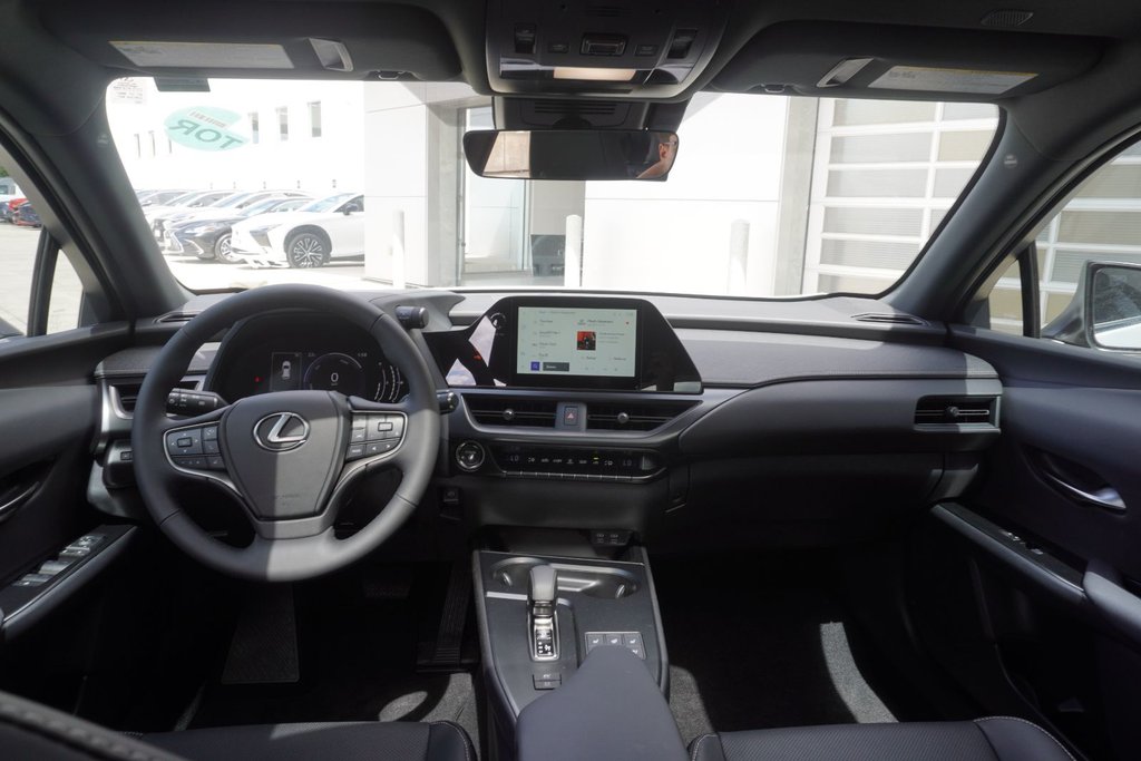 2025 Lexus UX 300h in Ajax, Ontario at Lakeridge Auto Gallery - 18 - w1024h768px