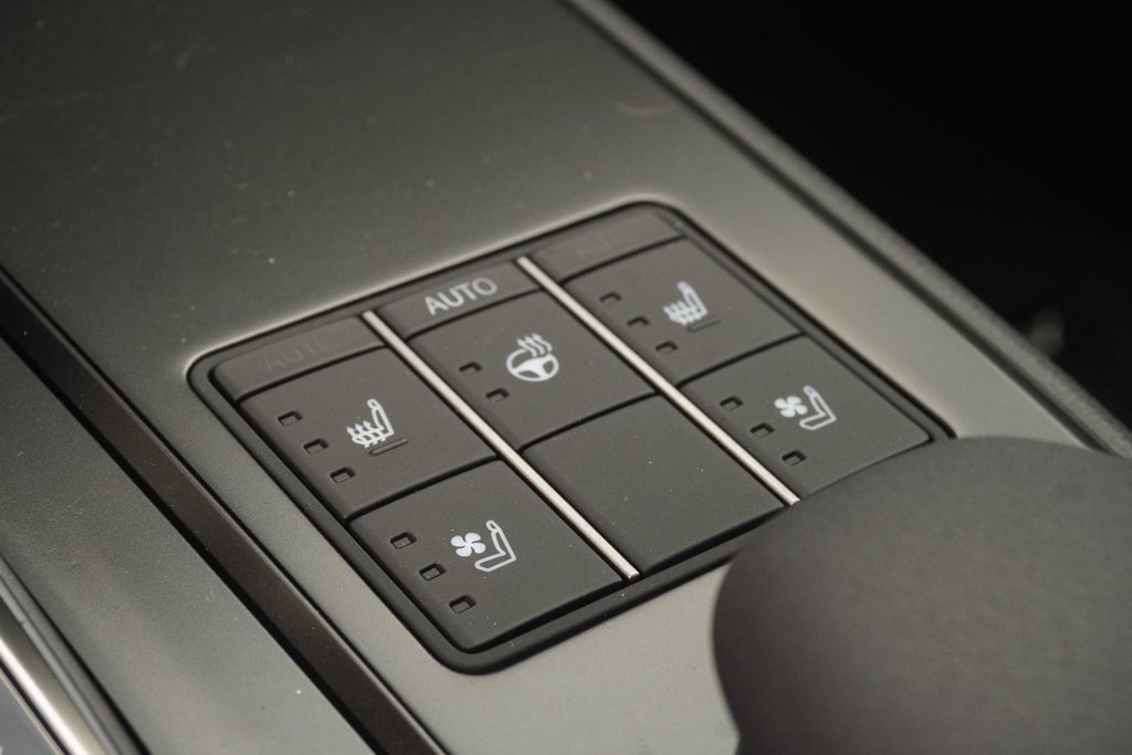 2025 Lexus UX 300h in Ajax, Ontario at Lakeridge Auto Gallery - 14 - w1024h768px