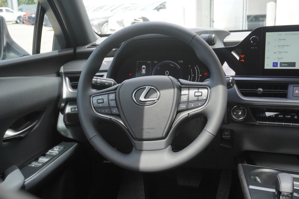 2025 Lexus UX 300h in Ajax, Ontario at Lakeridge Auto Gallery - 19 - w1024h768px