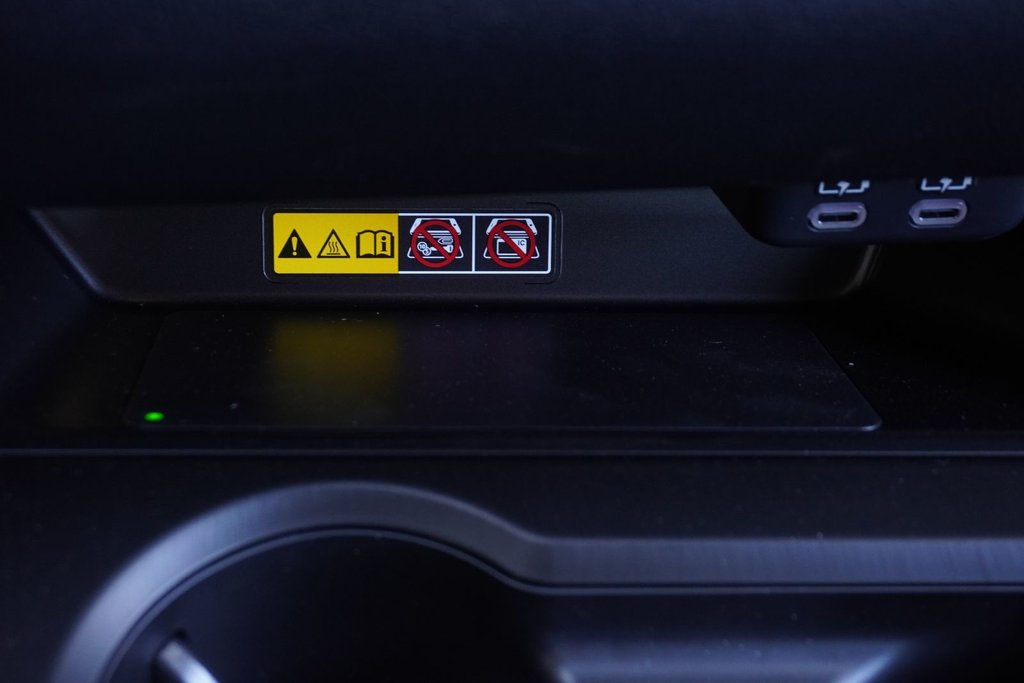 2025 Lexus UX 300h F SPORT 2 in Ajax, Ontario at Lexus of Lakeridge - 7 - w1024h768px