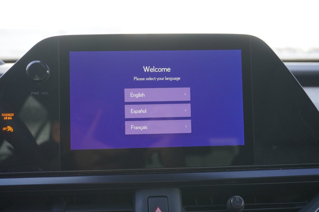 2025 Lexus UX 300h FSPORT DESIGN|SUNROOF|CARPLAY|H/V FRONT SEATS in Ajax, Ontario at Lexus of Lakeridge - 3 - w1024h768px