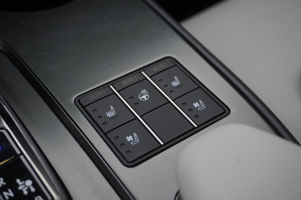 2025 Lexus UX 300h F SPORT DESIGN|CARPLAY|MOONROOF|H/STEERING in Ajax, Ontario at Lexus of Lakeridge - 7 - w1024h768px