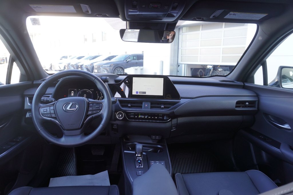 2025 Lexus UX 300h PREMIUM|CARPLAY|BLINDSPOT|H/STEERING|MOONROOF in Ajax, Ontario at Lexus of Lakeridge - 12 - w1024h768px