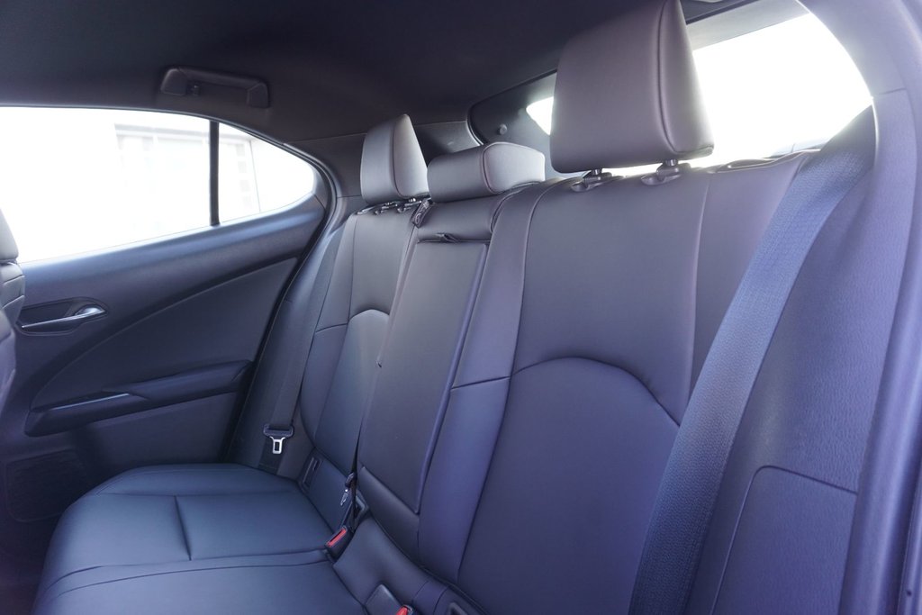 2025 Lexus UX 300h PREMIUM|CARPLAY|BLINDSPOT|H/STEERING|MOONROOF in Ajax, Ontario at Lexus of Lakeridge - 11 - w1024h768px