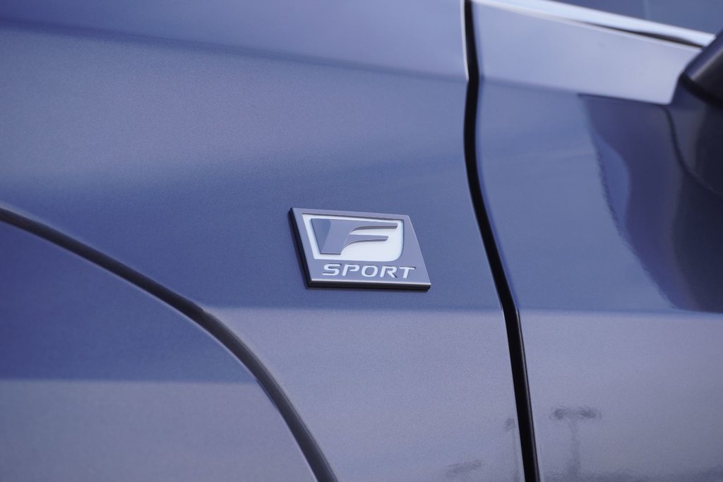 2025 Lexus UX 300h F SPORT 2|H/C FRONT SEATS|MOONROOF|DASH CAM in Ajax, Ontario at Lexus of Lakeridge - 15 - w1024h768px