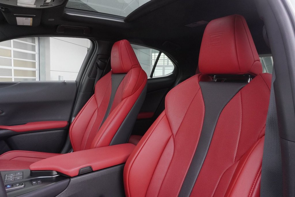 2025 Lexus UX 300h F SPORT 2|WIRELESS|CARPLAY|H/C FRONT SEATS in Ajax, Ontario at Lexus of Lakeridge - 9 - w1024h768px
