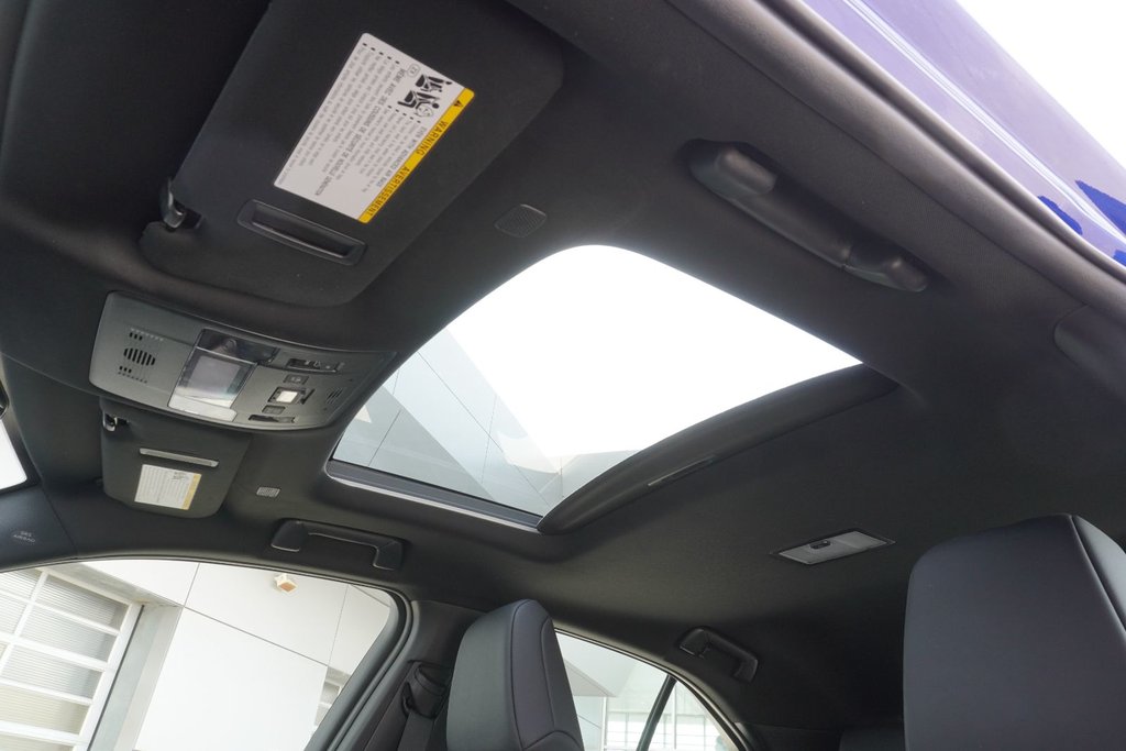 2025 Lexus UX 300h F SPORT DESIGN|MOONROOF|H/V FRONT SEATS in Ajax, Ontario at Lexus of Lakeridge - 7 - w1024h768px