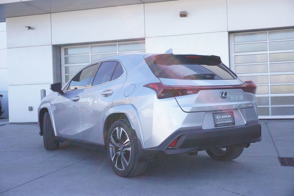 2025 Lexus UX 300h AWD PREMIUM|MOONROOF|CARPLAY|8 DISPLAY in Ajax, Ontario at Lexus of Lakeridge - 16 - w1024h768px