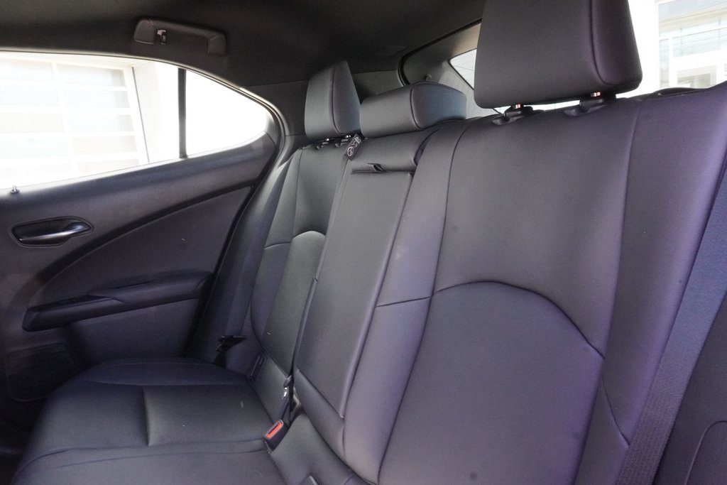 2025 Lexus UX 300h AWD F SPORT DESIGN|CARPLAY|H/STEERING in Ajax, Ontario at Lexus of Lakeridge - 8 - w1024h768px