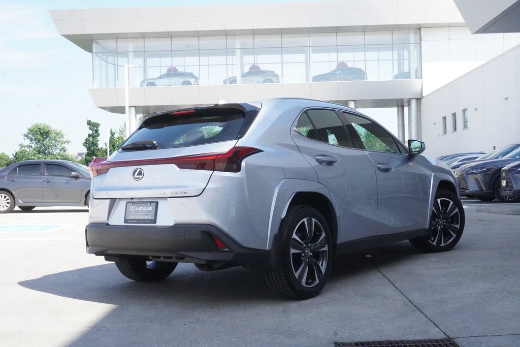 2025 Lexus UX 300h AWD PREMIUM|MOONROOF|CARPLAY|H/STEERING in Ajax, Ontario at Lexus of Lakeridge - 14 - w1024h768px