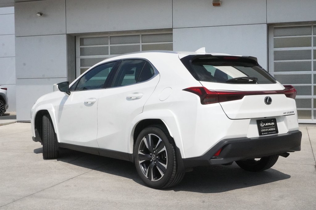 2025 Lexus UX 300h AWD PREMIUM|MOONROOF|CARPLAY|H/STEERING in Ajax, Ontario at Lexus of Lakeridge - 16 - w1024h768px