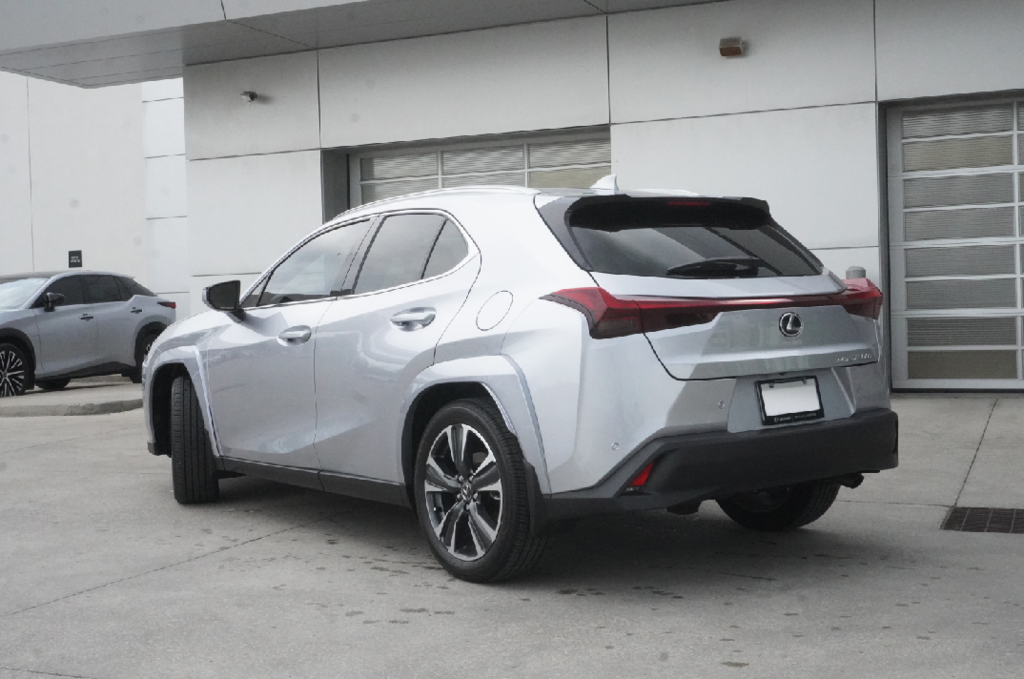 2026 Lexus UX 300h LUXURY|CARPLAY|MEMORY SEATS|BLINDSPOT|SUNROOF in Ajax, Ontario at Lexus of Lakeridge - 16 - w1024h768px