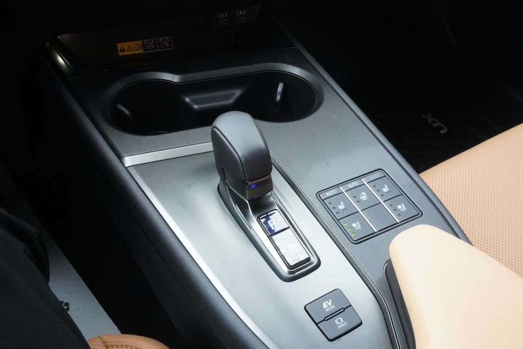 2026 Lexus UX 300h LUXURY|CARPLAY|MEMORY SEATS|BLINDSPOT|SUNROOF in Ajax, Ontario at Lexus of Lakeridge - 7 - w1024h768px