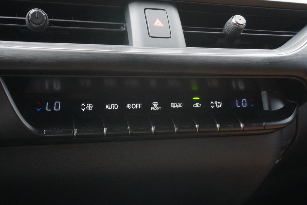 2026 Lexus UX 300h LUXURY|CARPLAY|MEMORY SEATS|BLINDSPOT|SUNROOF in Ajax, Ontario at Lexus of Lakeridge - 6 - w1024h768px