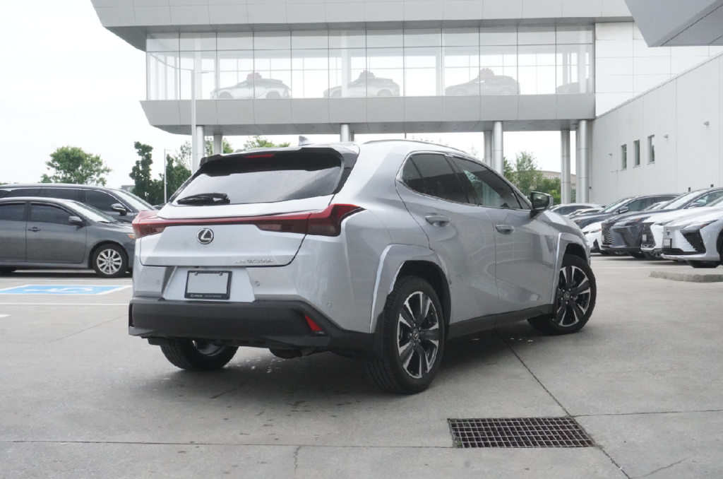 2026 Lexus UX 300h LUXURY|CARPLAY|MEMORY SEATS|BLINDSPOT|SUNROOF in Ajax, Ontario at Lexus of Lakeridge - 15 - w1024h768px