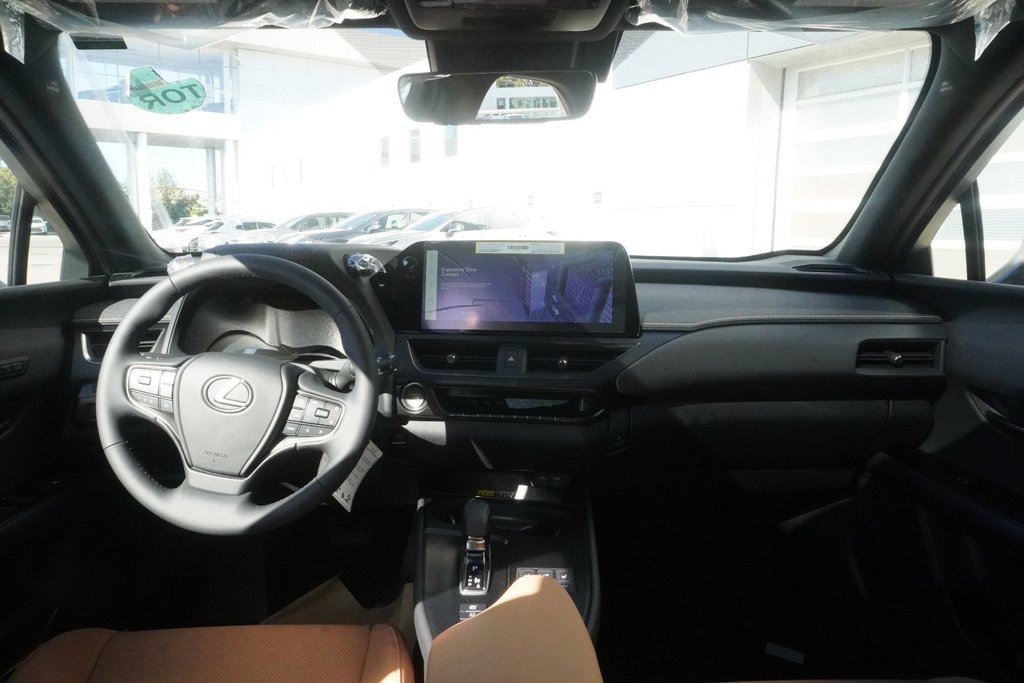 2026 Lexus UX 300h LUXURY|CARPLAY|MEMORY SEATS|BLINDSPOT|SUNROOF in Ajax, Ontario at Lexus of Lakeridge - 8 - w1024h768px