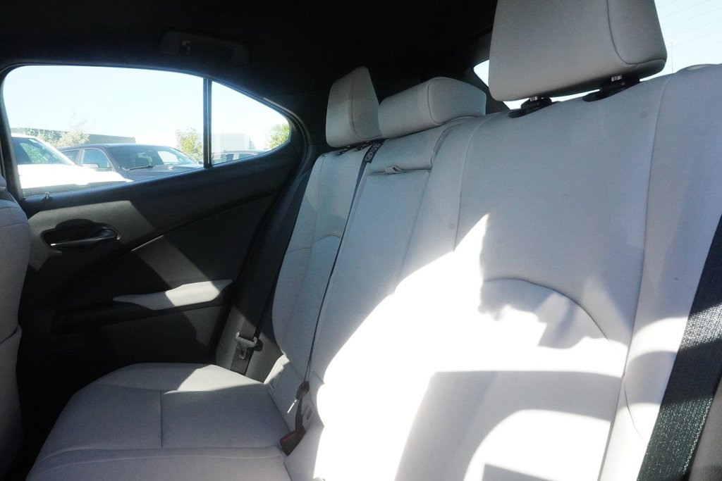 2026 Lexus UX 300h LUXURY|CARPLAY|MEMORY SEATS|BLINDSPOT|SUNROOF in Ajax, Ontario at Lexus of Lakeridge - 9 - w1024h768px