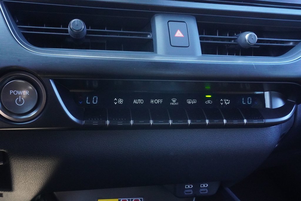 2026 Lexus UX 300h LUXURY|CARPLAY|MEMORY SEATS|BLINDSPOT|SUNROOF in Ajax, Ontario at Lexus of Lakeridge - 4 - w1024h768px