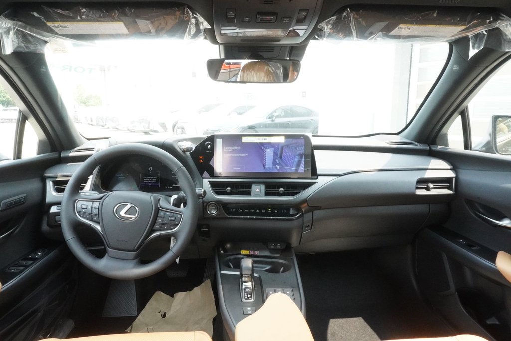 2026 Lexus UX 300h LUXURY|CARPLAY|MEMORY SEATS|BLINDSPOT|SUNROOF in Ajax, Ontario at Lexus of Lakeridge - 10 - w1024h768px