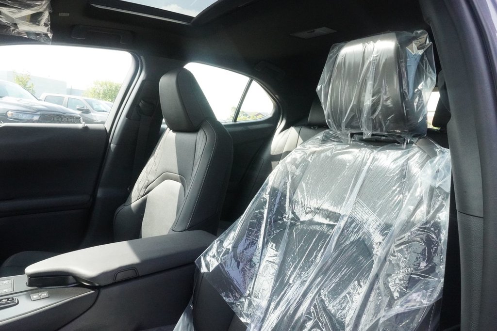 2026 Lexus UX 300h LUXURY|CARPLAY|MEMORY SEATS|BLINDSPOT|SUNROOF in Ajax, Ontario at Lexus of Lakeridge - 8 - w1024h768px
