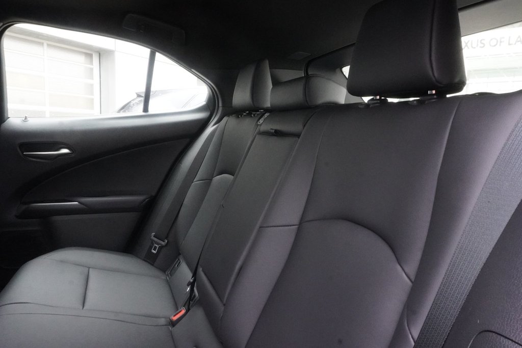 2026 Lexus UX 300h F SPORT DESIGN|MOONROOF|HEATED FRONT SEATS in Ajax, Ontario at Lexus of Lakeridge - 9 - w1024h768px