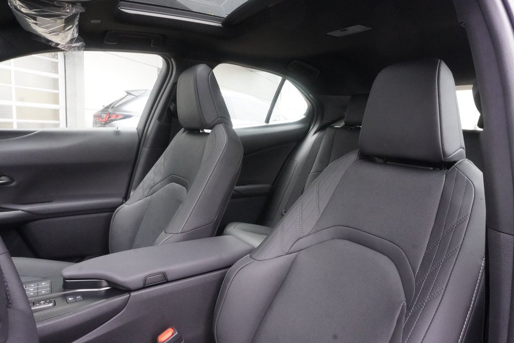 2026 Lexus UX 300h F SPORT DESIGN|MOONROOF|HEATED FRONT SEATS in Ajax, Ontario at Lexus of Lakeridge - 8 - w1024h768px