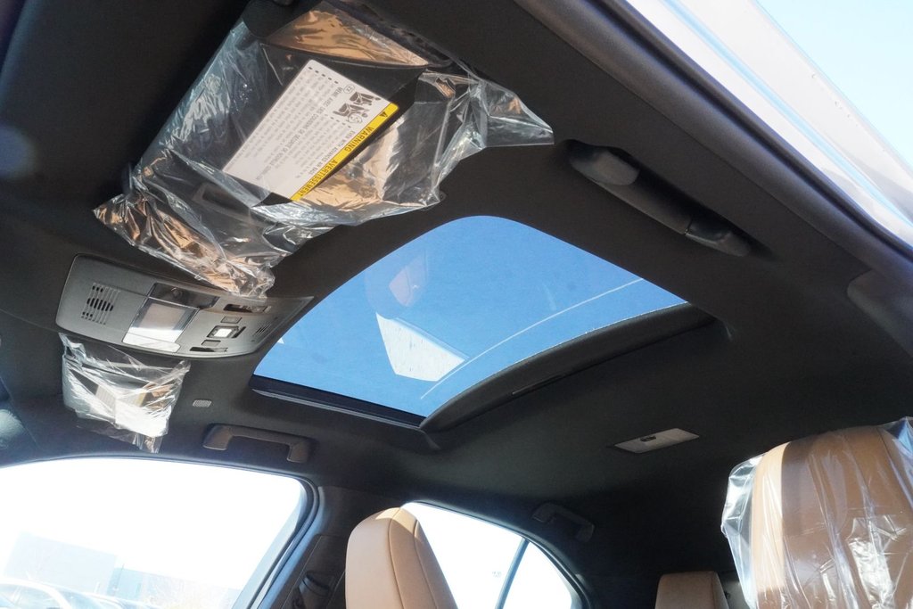 2026 Lexus UX 300h LUXURY|CARPLAY|MEMORY SEATS|BLINDSPOT|SUNROOF in Ajax, Ontario at Lexus of Lakeridge - 7 - w1024h768px