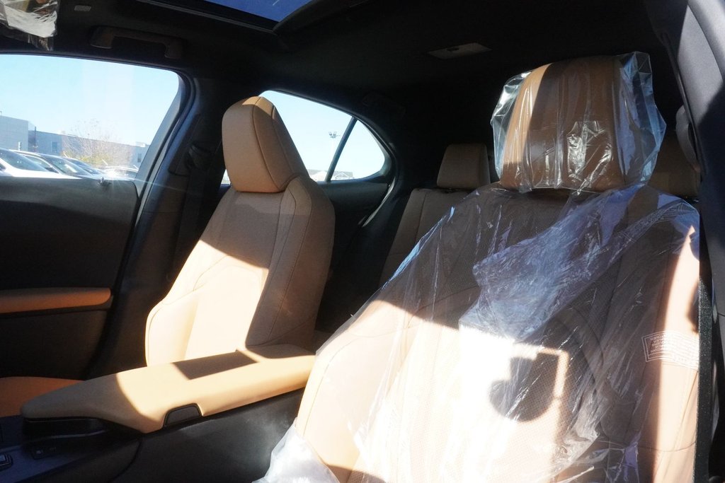 2026 Lexus UX 300h LUXURY|CARPLAY|MEMORY SEATS|BLINDSPOT|SUNROOF in Ajax, Ontario at Lexus of Lakeridge - 8 - w1024h768px