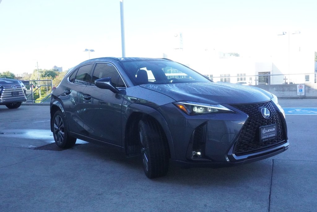 2026 Lexus UX 300h F SPORT DESIGN|MOONROOF|H/V FRONT SEATS in Ajax, Ontario at Lexus of Lakeridge - 13 - w1024h768px