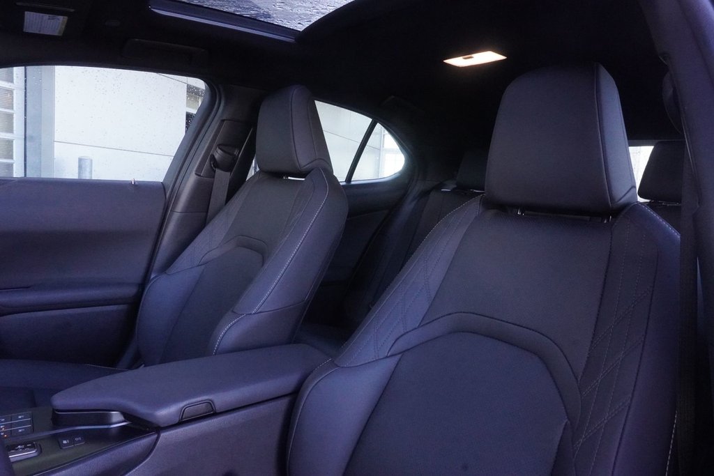 2026 Lexus UX 300h F SPORT DESIGN|MOONROOF|H/V FRONT SEATS in Ajax, Ontario at Lexus of Lakeridge - 8 - w1024h768px