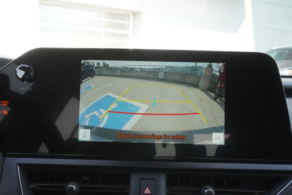 2023 Lexus UX 250h AWD LUXURY|CARPLAY|MOONROOF|H/V FRONT SEATS in Ajax, Ontario at Lexus of Lakeridge - 5 - w1024h768px