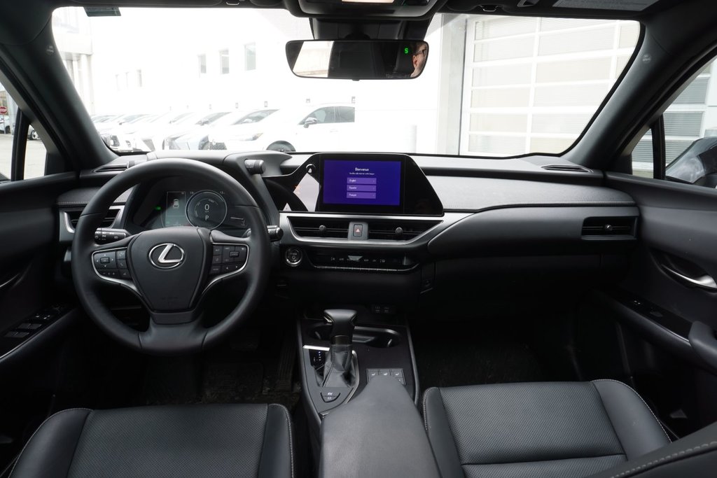 2024 Lexus UXH UX 250h AWD PREMIUM|BLINDSPOT|MOONROOF|H/STEERING in Ajax, Ontario at Lexus of Lakeridge - 16 - w1024h768px
