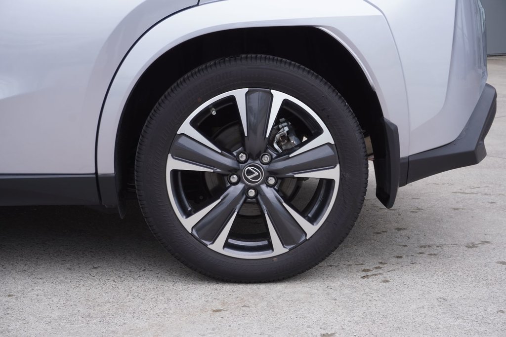 2024 Lexus UXH UX 250h AWD PREMIUM|BLINDSPOT|MOONROOF|H/STEERING in Ajax, Ontario at Lexus of Lakeridge - 18 - w1024h768px