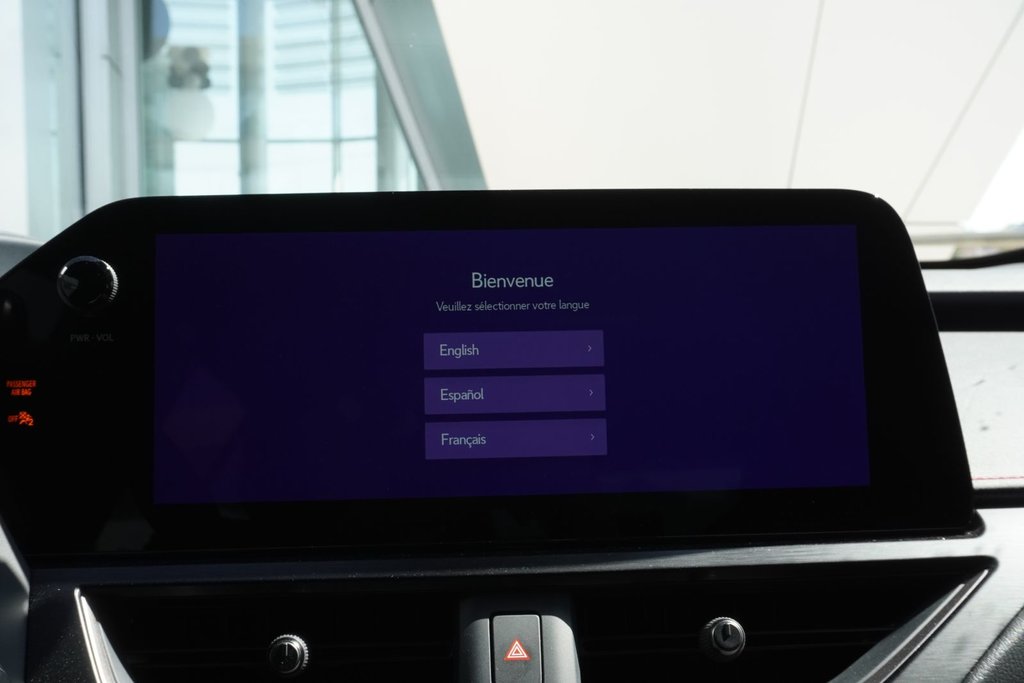 2024 Lexus UX 250h AWD F SPORT 2|HUD|WIRELESS|S/S+|MOONROOF in Ajax, Ontario at Lexus of Lakeridge - 6 - w1024h768px