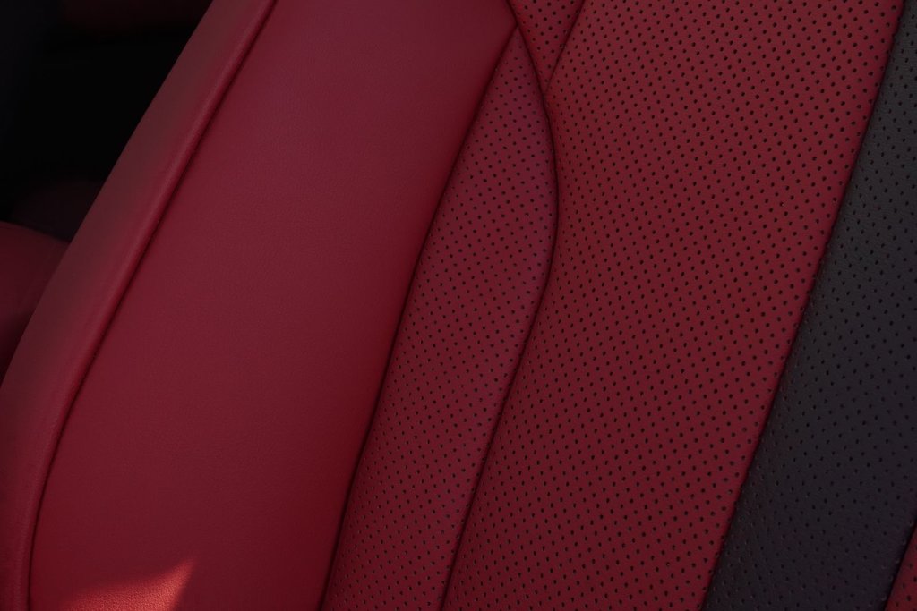 2024 Lexus UX 250h AWD F SPORT 2|HUD|WIRELESS|S/S+|MOONROOF in Ajax, Ontario at Lexus of Lakeridge - 17 - w1024h768px