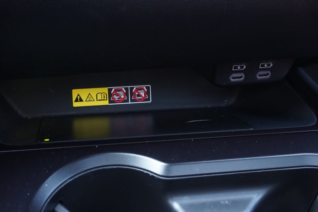 2024 Lexus UX 250h AWD F SPORT 2|S/S+|NAVI|WIRELESS|HUD|MOONROOF in Ajax, Ontario at Lakeridge Auto Gallery - 9 - w1024h768px