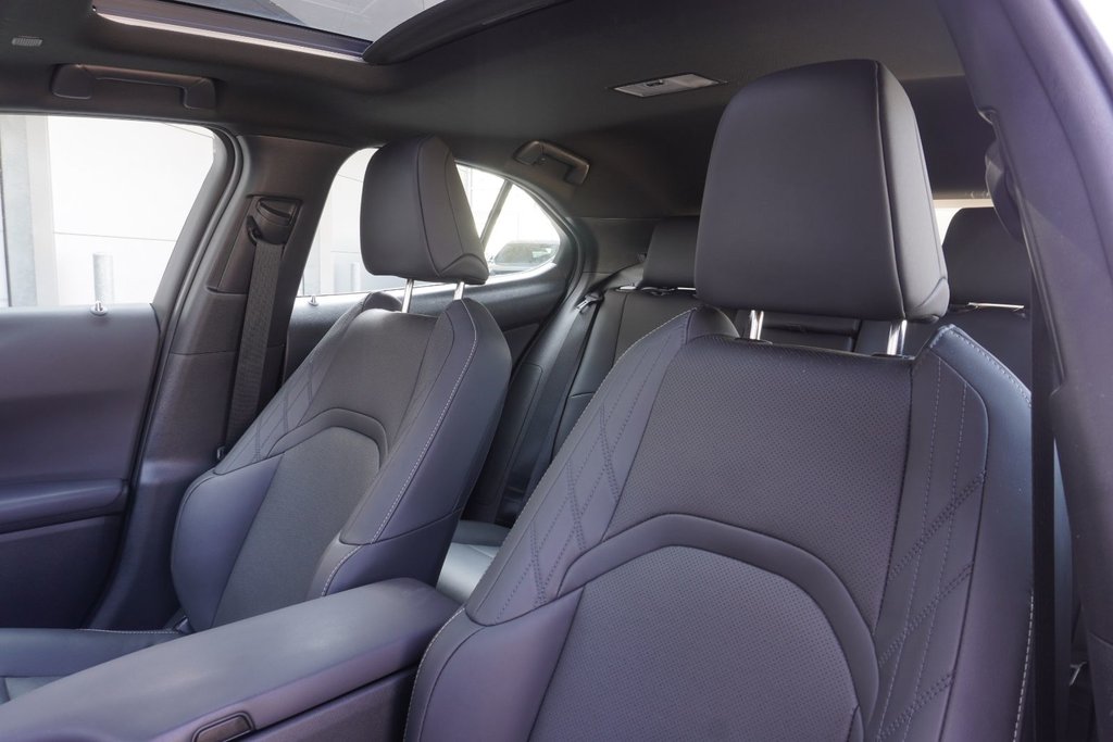 2024 Lexus UX 250h AWD PREMIUM|H/V FRONT SEATS|CARPLAY|MOONROOF in Ajax, Ontario at Lakeridge Auto Gallery - 15 - w1024h768px