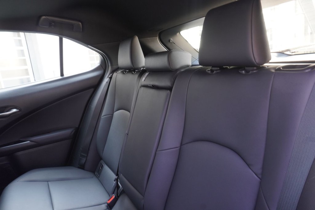 2024 Lexus UX 250h AWD PREMIUM|H/V FRONT SEATS|CARPLAY|MOONROOF in Ajax, Ontario at Lakeridge Auto Gallery - 16 - w1024h768px