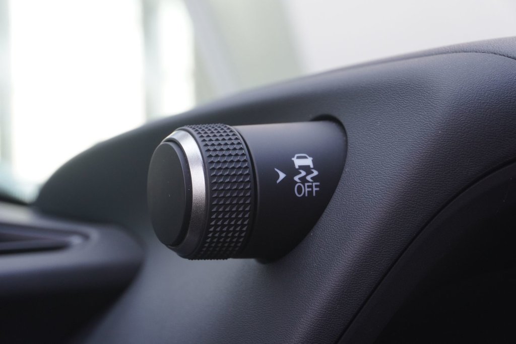 2024 Lexus UX 250h AWD PREMIUM|H/V FRONT SEATS|CARPLAY|MOONROOF in Ajax, Ontario at Lakeridge Auto Gallery - 6 - w1024h768px