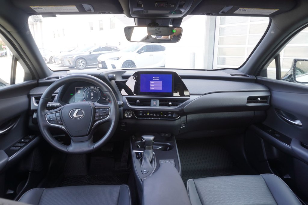 2024 Lexus UX 250h AWD PREMIUM|H/V FRONT SEATS|CARPLAY|MOONROOF in Ajax, Ontario at Lakeridge Auto Gallery - 17 - w1024h768px