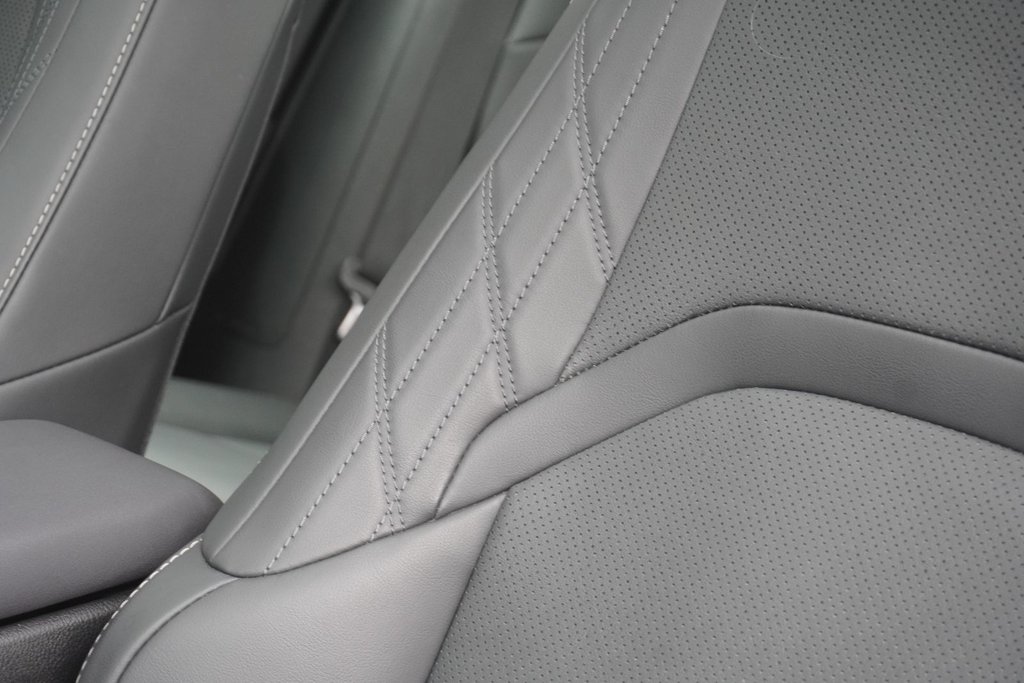 2024 Lexus UX 250h AWD PREMIUM|H/V FRONT SEATS|CARPLAY|MOONROOF in Ajax, Ontario at Lexus of Lakeridge - 14 - w1024h768px