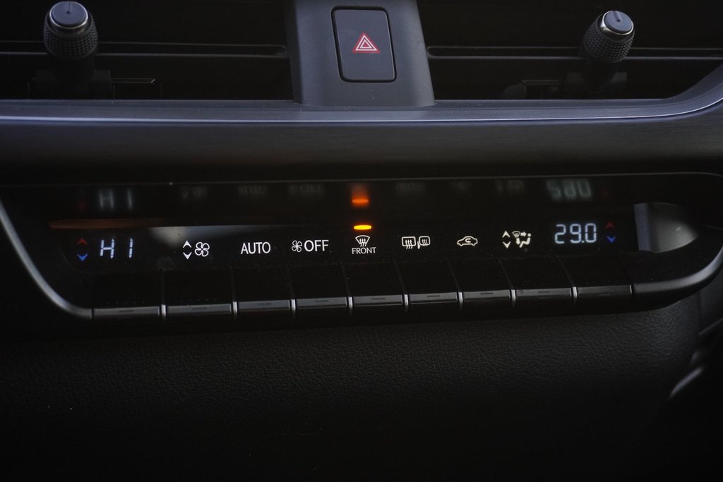 2024 Lexus UX 250h AWD LUXURY|WIRELESS|NAVI|MOONROOF|H/V FRONT SEATS in Ajax, Ontario at Lexus of Lakeridge - 6 - w1024h768px