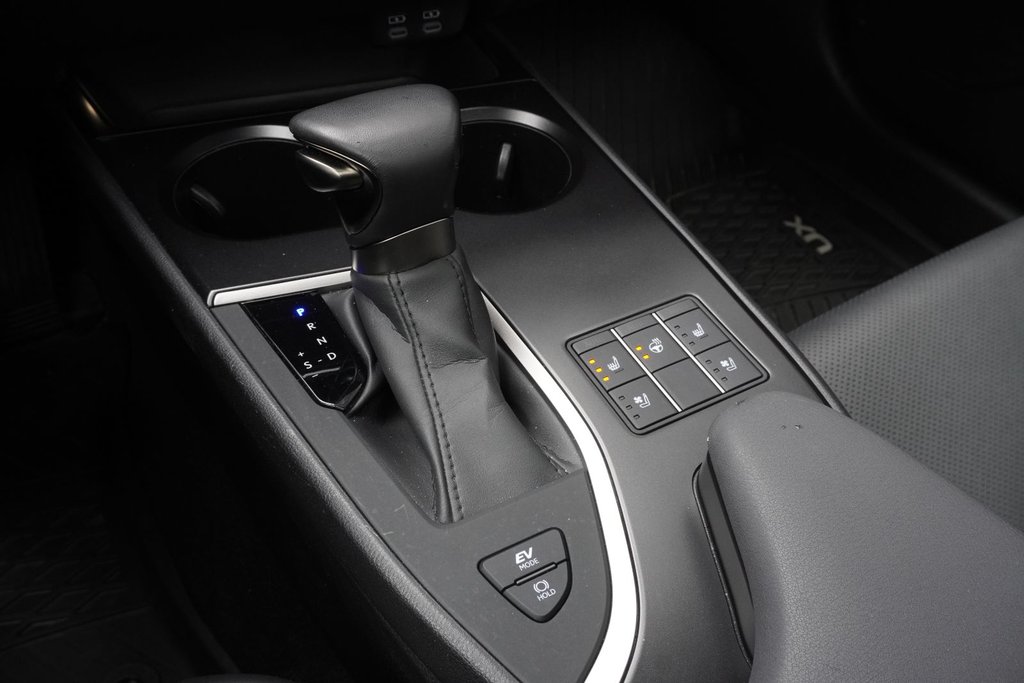 2024 Lexus UX 250h AWD FSPORT DESIGN|CARPLAY|MOONROOF|H/STEERING in Ajax, Ontario at Lexus of Lakeridge - 6 - w1024h768px