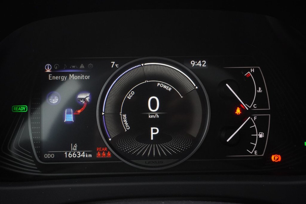 2024 Lexus UX 250h AWD FSPORT DESIGN|CARPLAY|MOONROOF|H/STEERING in Ajax, Ontario at Lexus of Lakeridge - 2 - w1024h768px