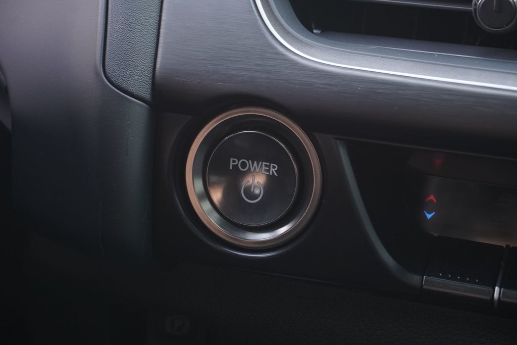 2025 Lexus UX 300h LUXURY|12.3 DISPLAY|NAVI|HUD|WIRELESS|SUNROOF in Ajax, Ontario at Lexus of Lakeridge - 10 - w1024h768px