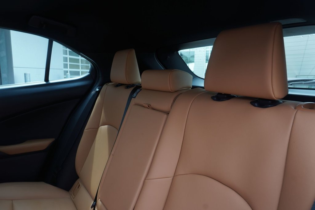 2025 Lexus UX 300h LUXURY|WIRELESS|MOONROOF|H/V SEATS|DASH CAM in Ajax, Ontario at Lexus of Lakeridge - 18 - w1024h768px