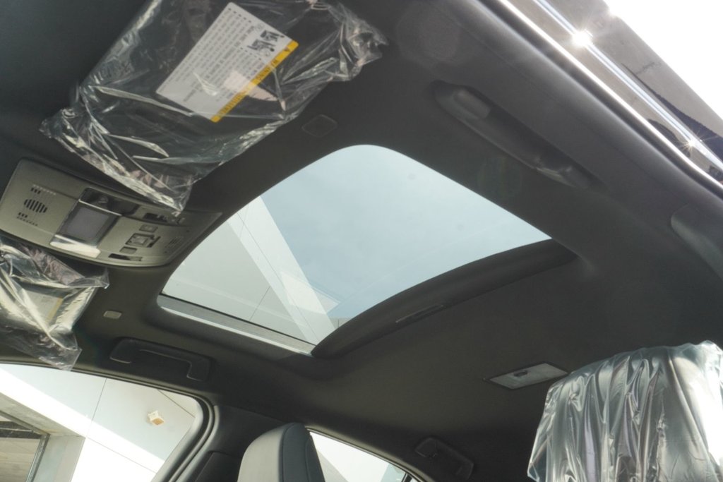 2025 Lexus UX 300h F SPORT DESIGN in Ajax, Ontario at Lexus of Lakeridge - 10 - w1024h768px